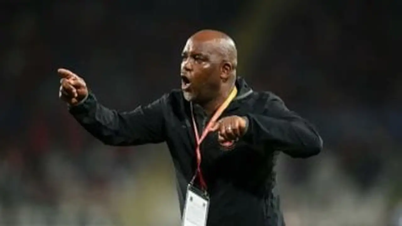 ترشيح مفاجئ موسيماني لتدريب كلباء الإماراتي في القائمة النهائية